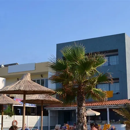 Compass Hotel 3*